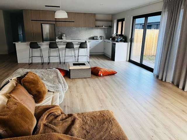 16 Kernel Loop Jacks Point_2