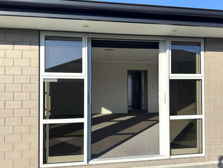 21 Ashley Drive Paroa_23