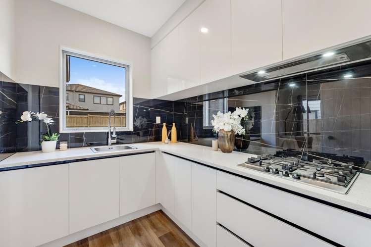 6 Puoro Street Flat Bush_18
