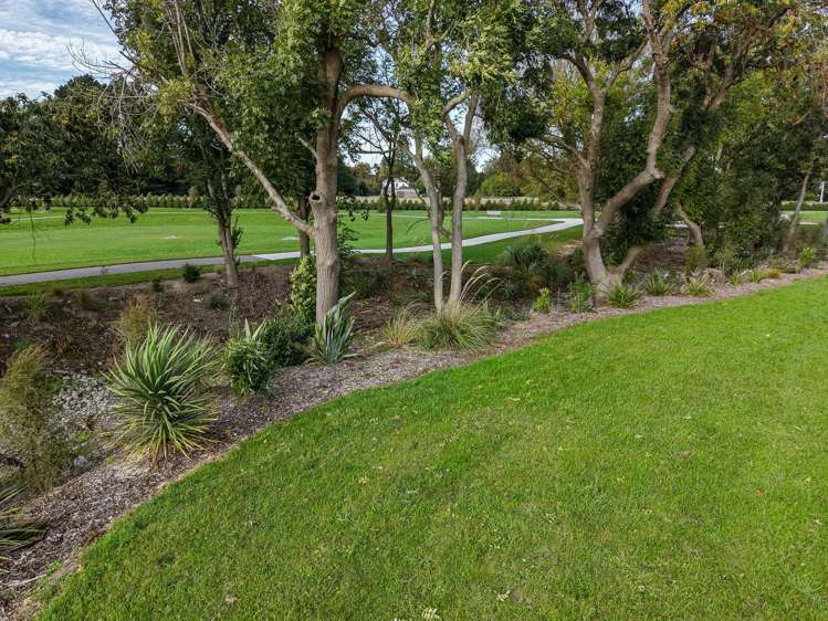 36 Inch Crescent Rangiora_6