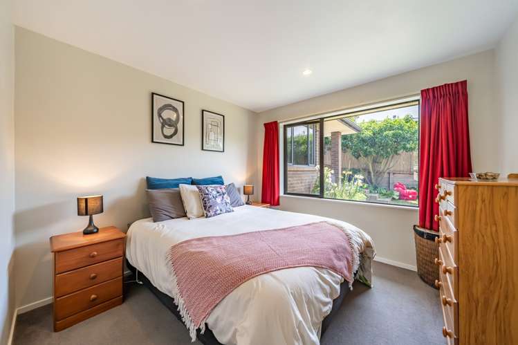 14 Tararua Close Aotea_17