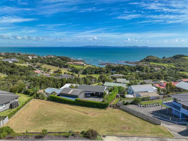 Spectacular elevated Doubtless Bay views