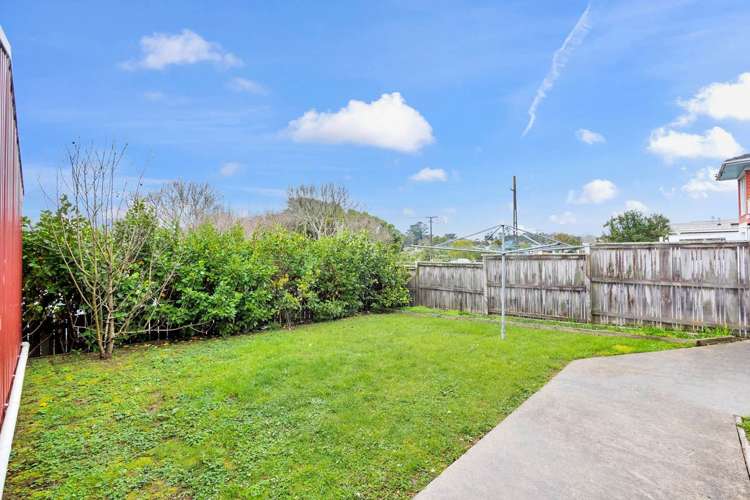 7 Griffen Park Road Mount Roskill_17