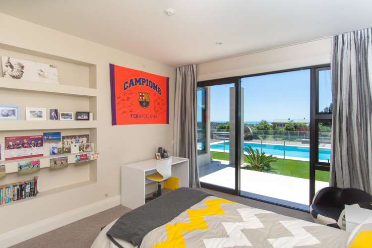 53 Ariesdale Terrace Bishopdale_11