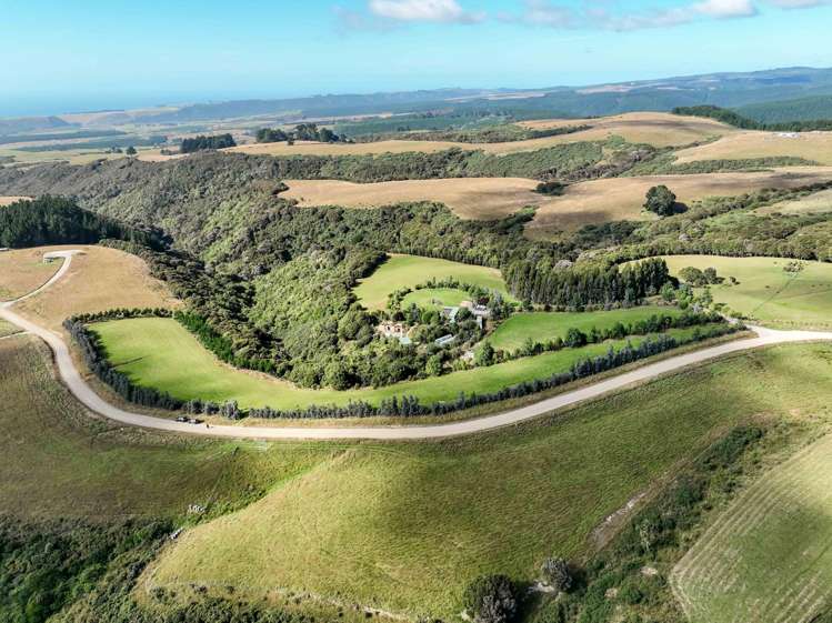 36 Kahu Ridge Taieri Mouth_11