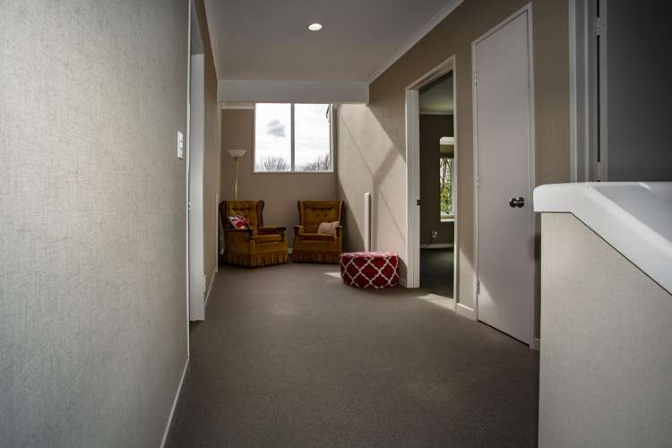 24 Fairburn Place Leamington_12