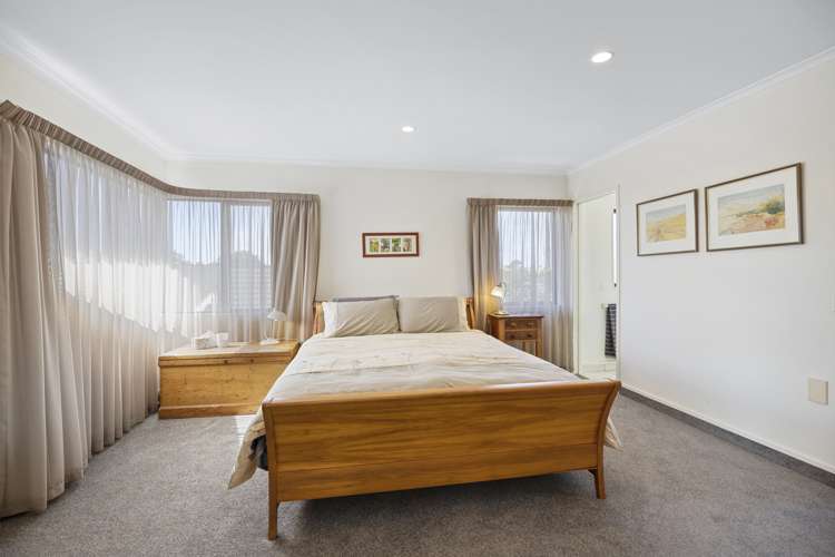 13 Karina Road Merrilands_17