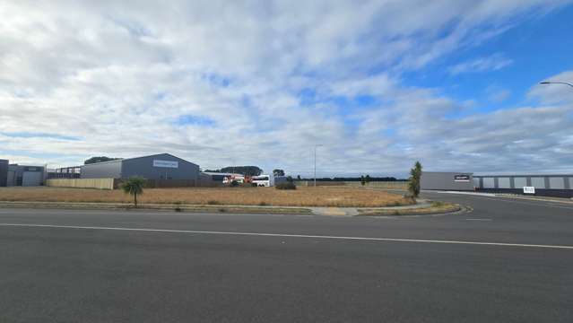 High Profile Corner Site in Ravenswood