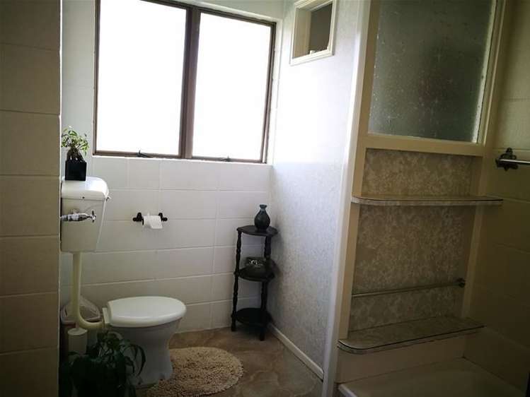 26 High Street Eltham_14