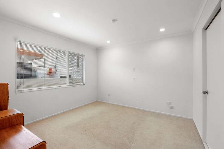 1 Strandon Place Strandon_11