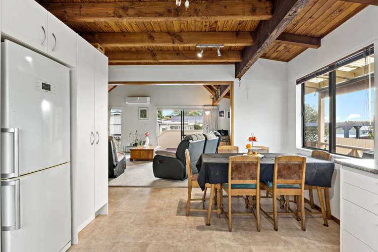 21a Walbrook Road Manly_11