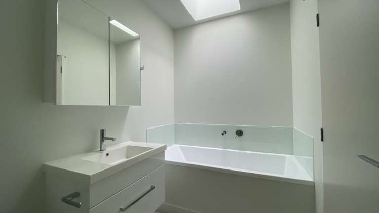 5/2 Moor Avenue_0