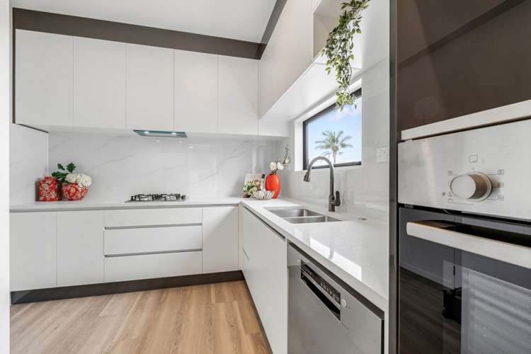 24F Great South Road Manurewa_4