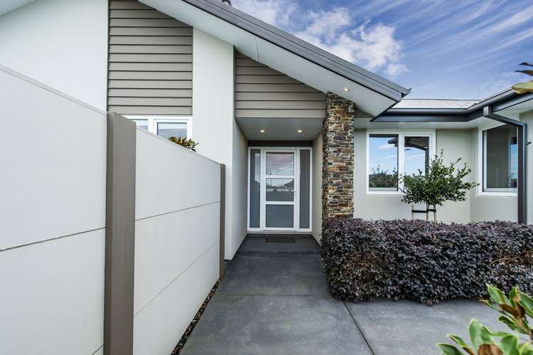 1 Merlewood Road_0