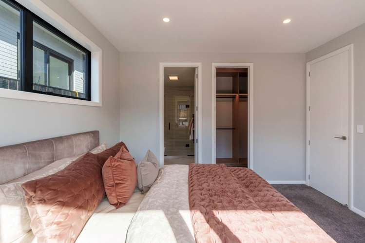 6 Humenga Place Long Bay_26