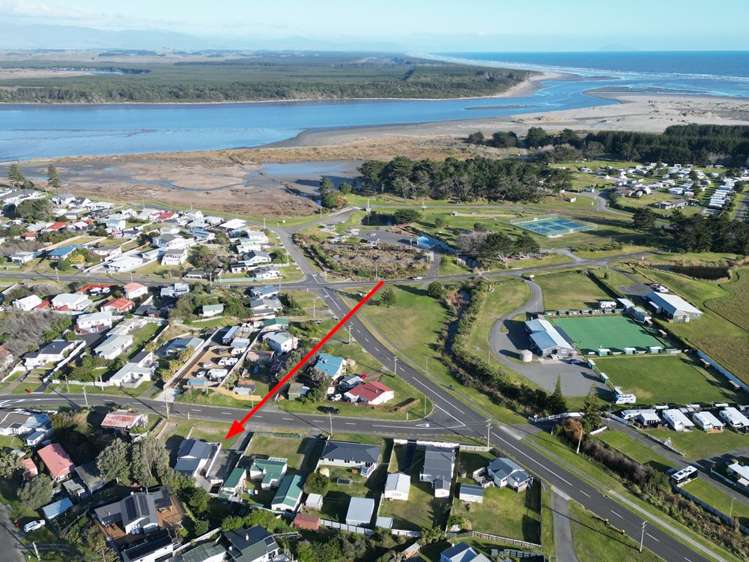 53 Pratt Avenue Foxton Beach_4