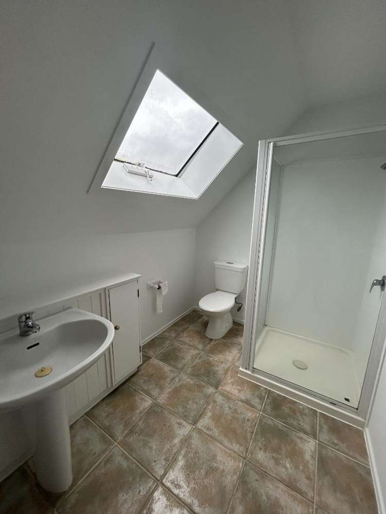 224A Old Farm Road 1074_7