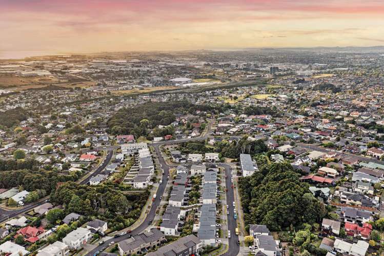 3 Matairangi Avenue Totara Heights_32