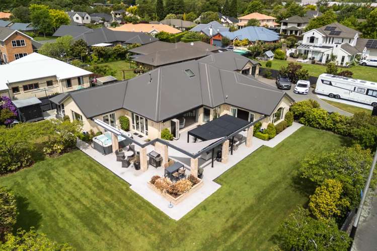 208 Cavendish Road Casebrook_38