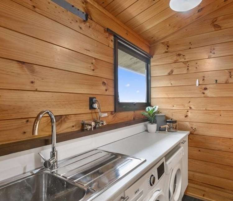 87 Allington Road Karori_8