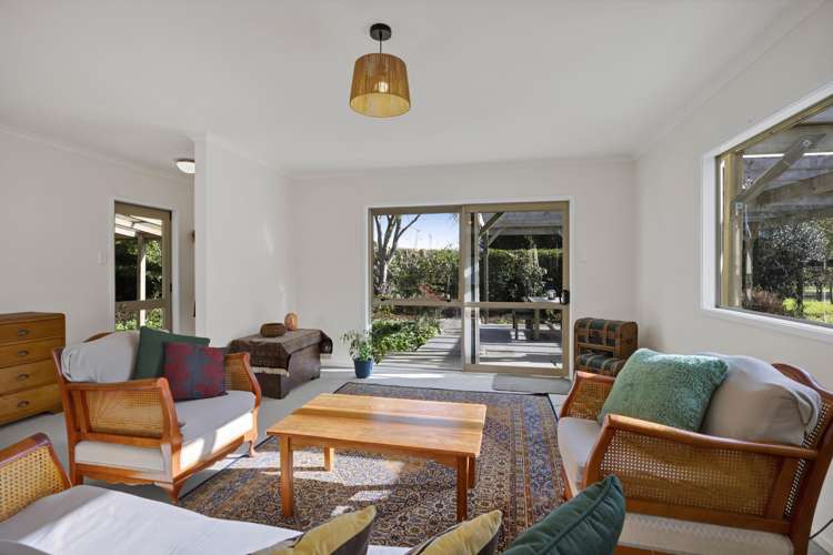 164 Cross Road Lepperton_17