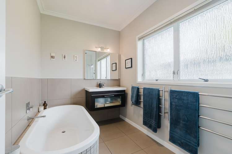 57 Sainsbury Road Puketaha_16
