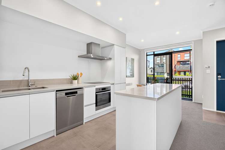 46 Hobsonville Point Road Hobsonville_5