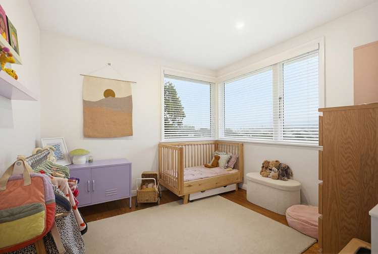 25 Chaffey Crescent Titahi Bay_13