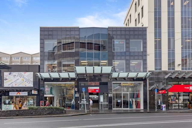 178 Broardway Newmarket_1