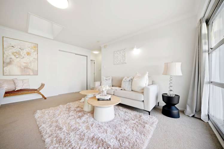 70 Ravenwood Drive Forrest Hill_4