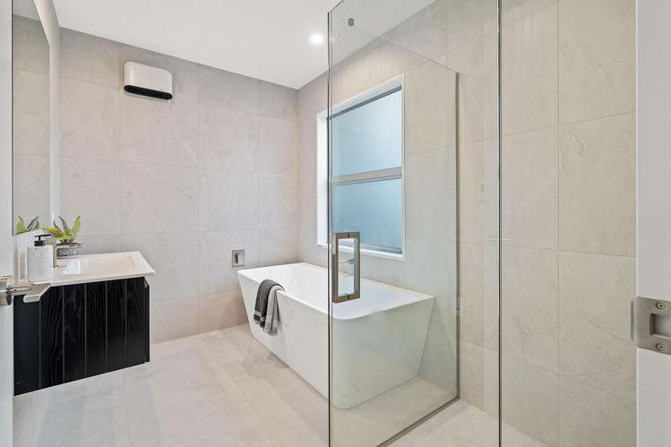 5 Rakau Lane Casebrook_23