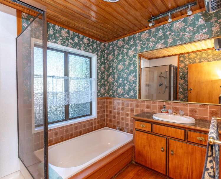 51 Puke Road Paeroa_24