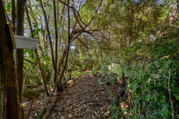 63 Easther Crescent Kew_28