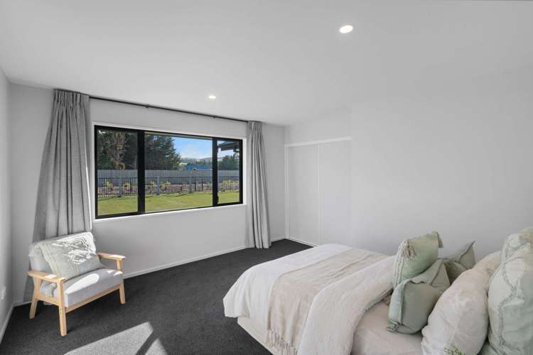 3 Cox Lane Amberley_12