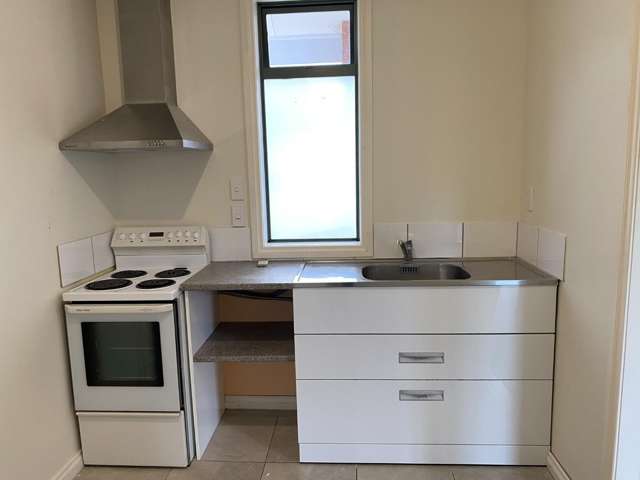 B/28 William Donald Drive (Downstairs) Masterton_1