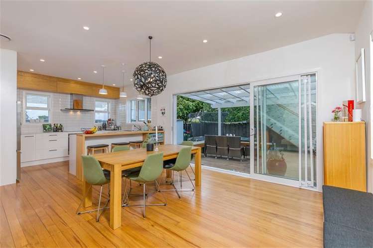 25 Wainui Avenue Point Chevalier_3