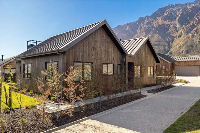 Show home excellence in Jack’s Point