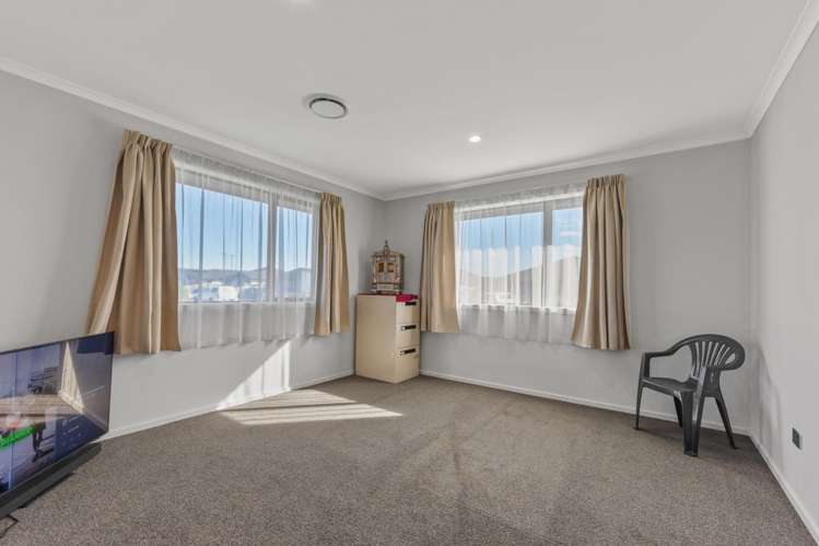 10 Esher Lane Richmond_11