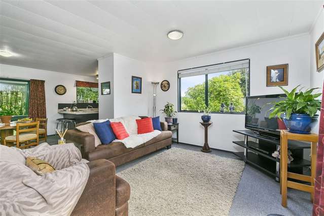 2 Pelorus Street Welcome Bay_3