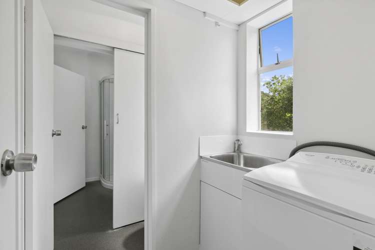 2/11 Trafalgar Street Johnsonville_7