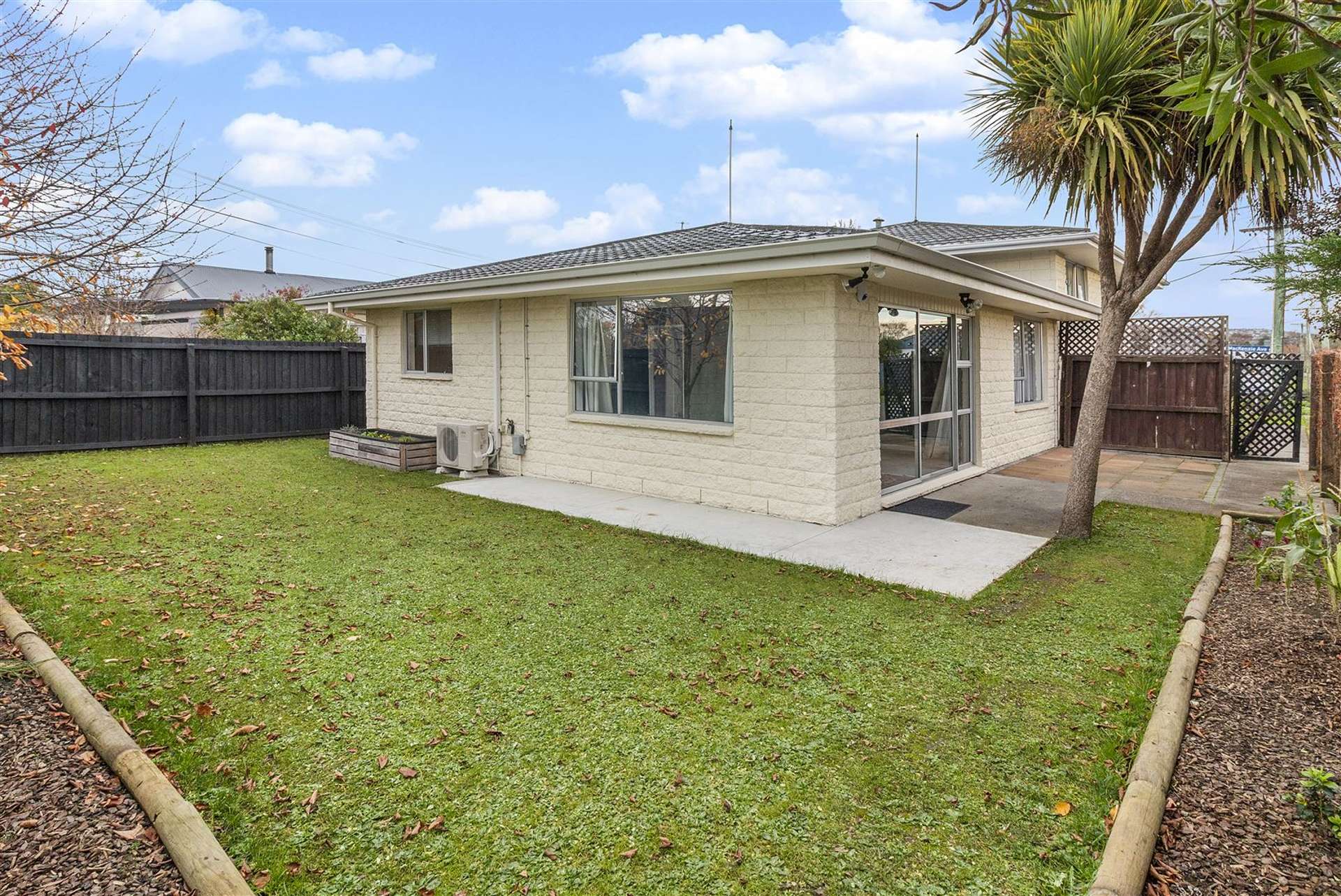 2/125A Mackenzie Avenue Woolston_0