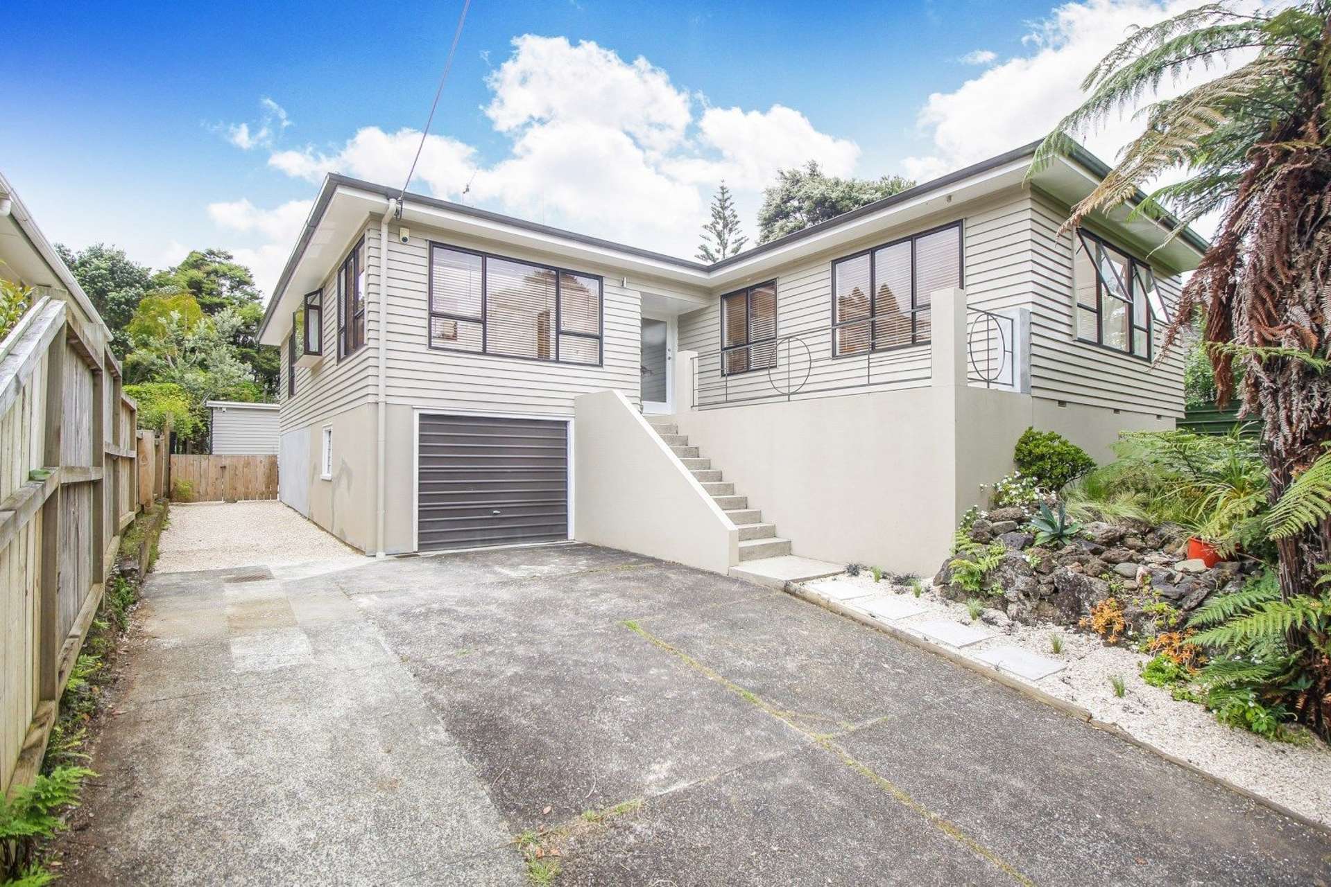 92 Woodlands Park Road Titirangi_0