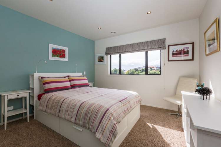 8 Fitzroy Road Bluff Hill_13