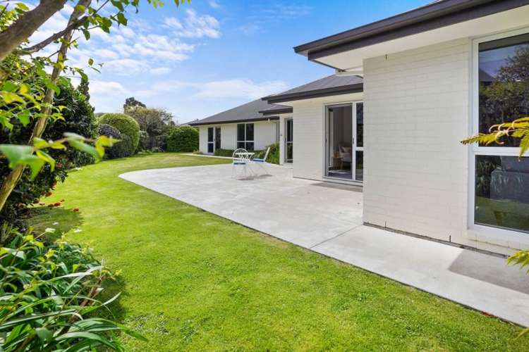 4 Thicket Close Redwood_24