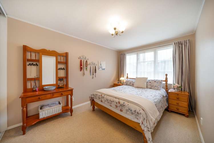 64 Taylor Terrace Tawa_9
