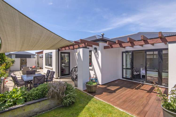 28 Doncaster Avenue Lincoln_11