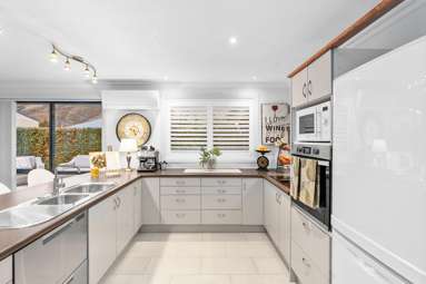 13 Robertson Court_4