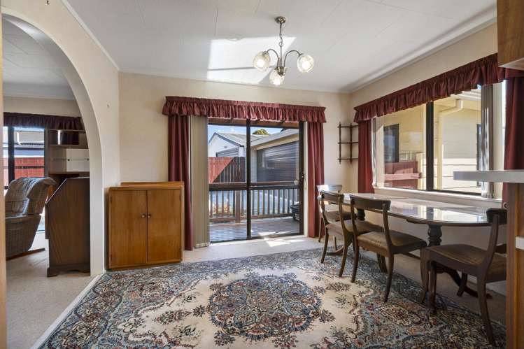 12 Cargill Grove Kelvin Grove_11