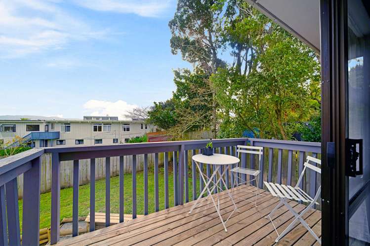 2/12 Grimshaw Place Henderson_13