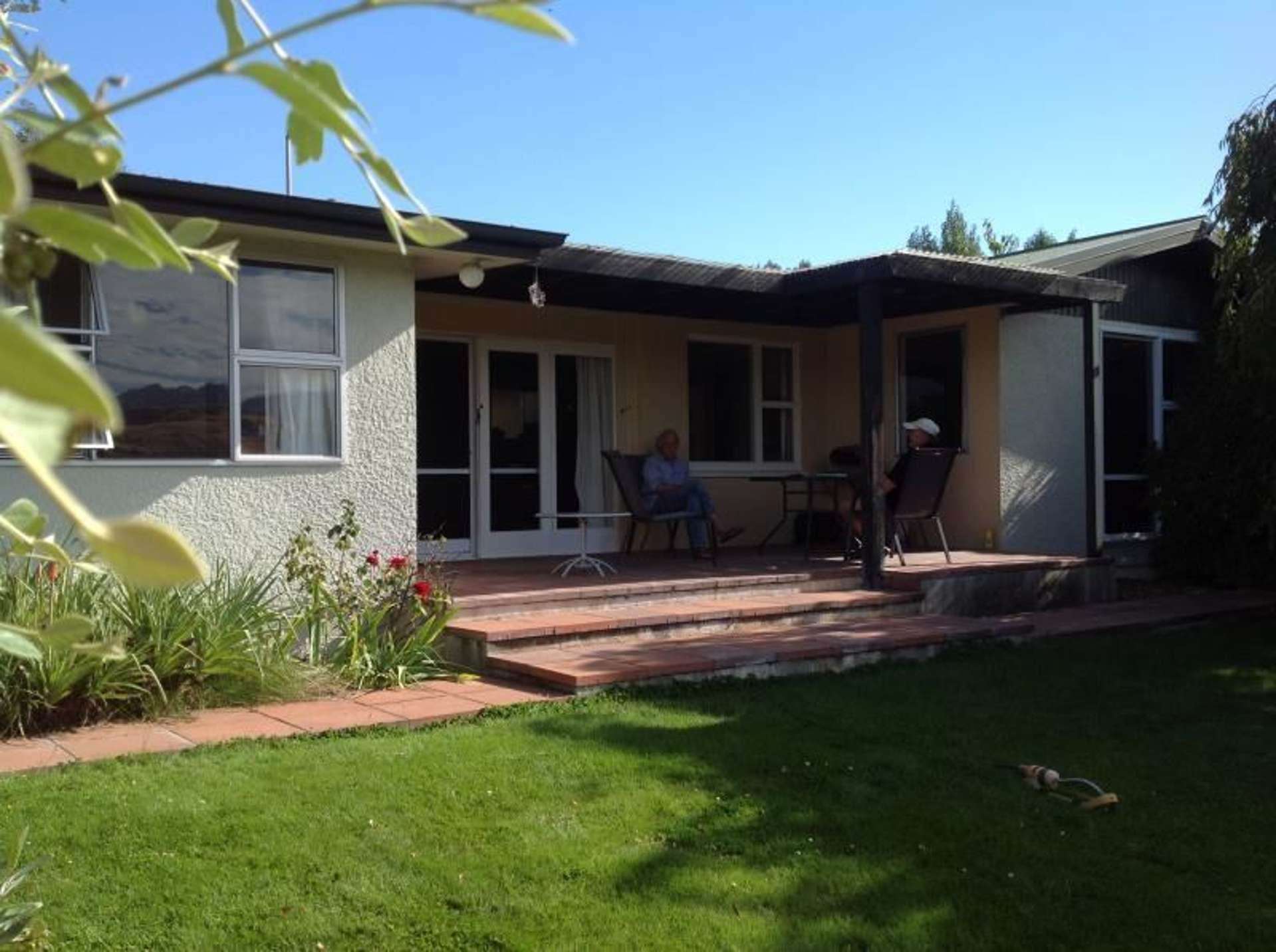 28 Lagoon Avenue Albert Town_0